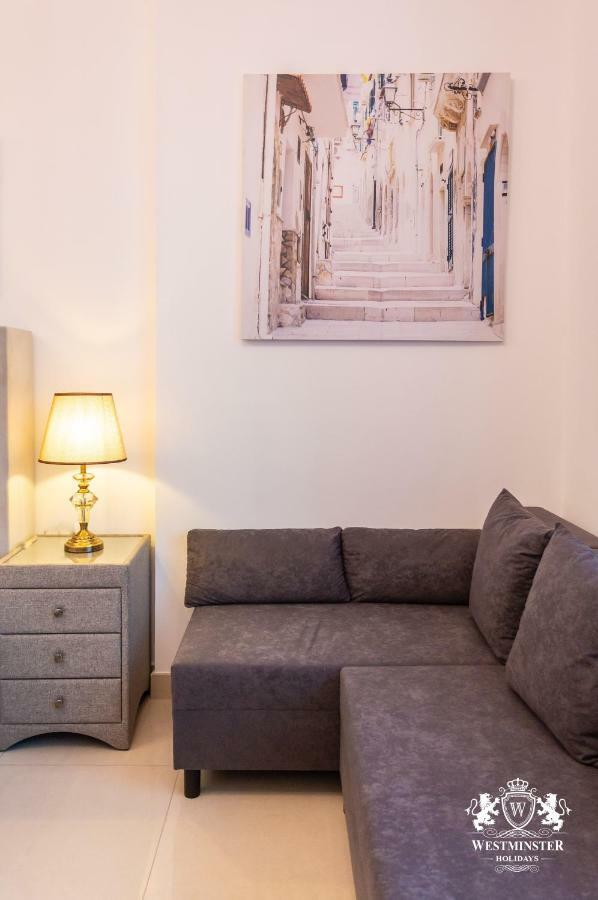 Apartamento Westminster Claren Tower - Downtown Dubái Exterior foto